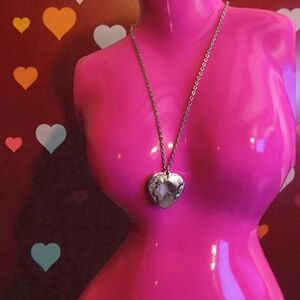 Women of Earth Silvertone Heart Pendant Necklace